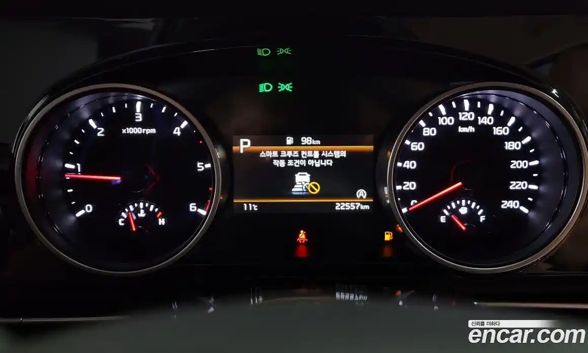 Kia Canival 2022 2.2 Автомат в Москве № 716092, фото 8