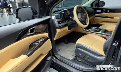 Kia Canival 2021 3.5 Автомат в Москве № 716436, миниатюра 11