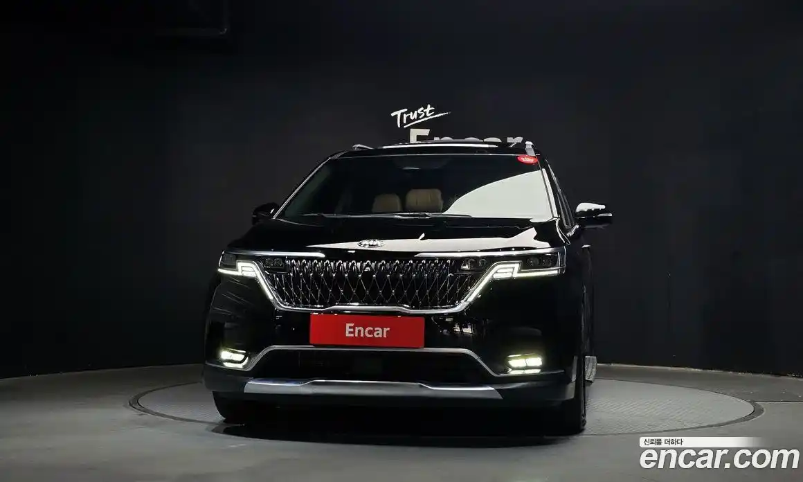 Kia Canival 2021 3.5 Автомат в Москве № 716436, фото 3