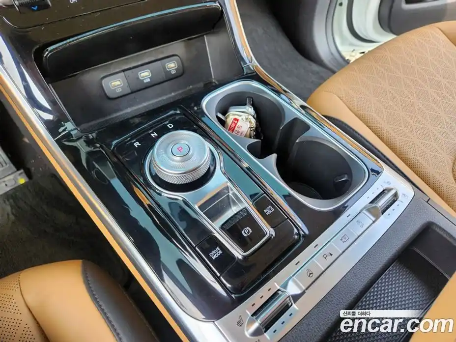 Kia Canival 2023 2.2 Автомат в Москве № 716570, фото 17