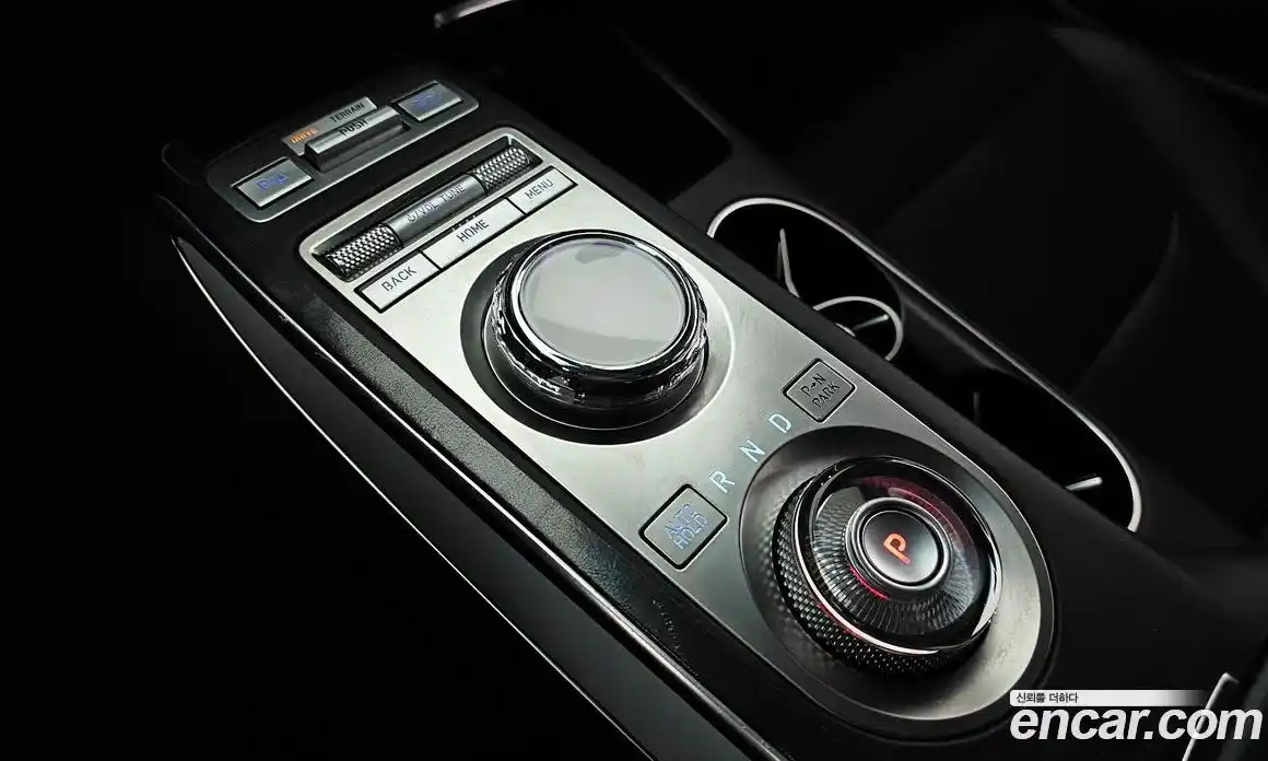 Genesis GV70 2021 2.5 Автомат в Москве № 716997, фото 9