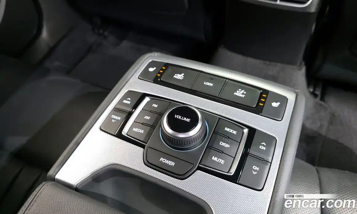 Genesis G80 2018 3.3 Автомат в Москве № 717106, фото 19