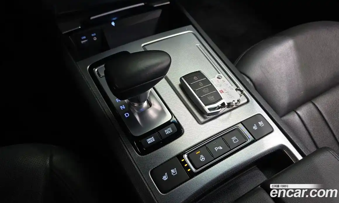 Genesis G80 2018 3.3 Автомат в Москве № 717106, фото 9