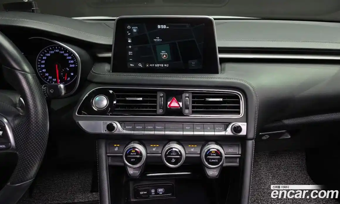 Genesis G70 2018 2.0 Автомат в Москве № 717334, фото 15