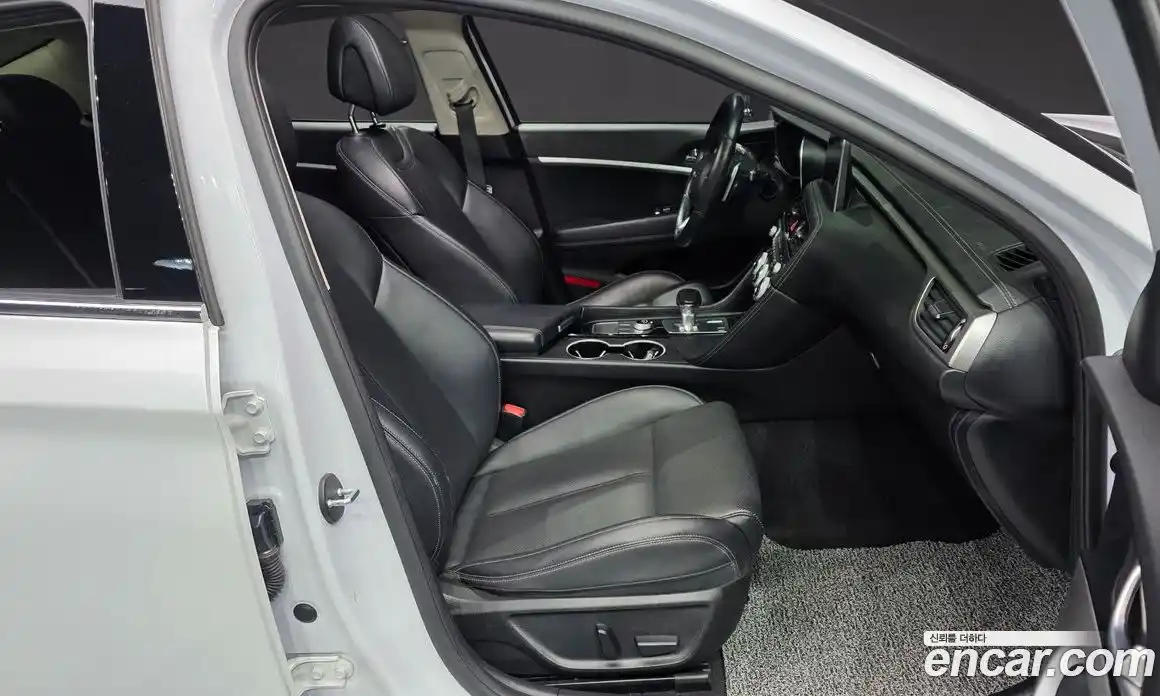 Genesis G70 2018 2.0 Автомат в Москве № 717334, фото 10