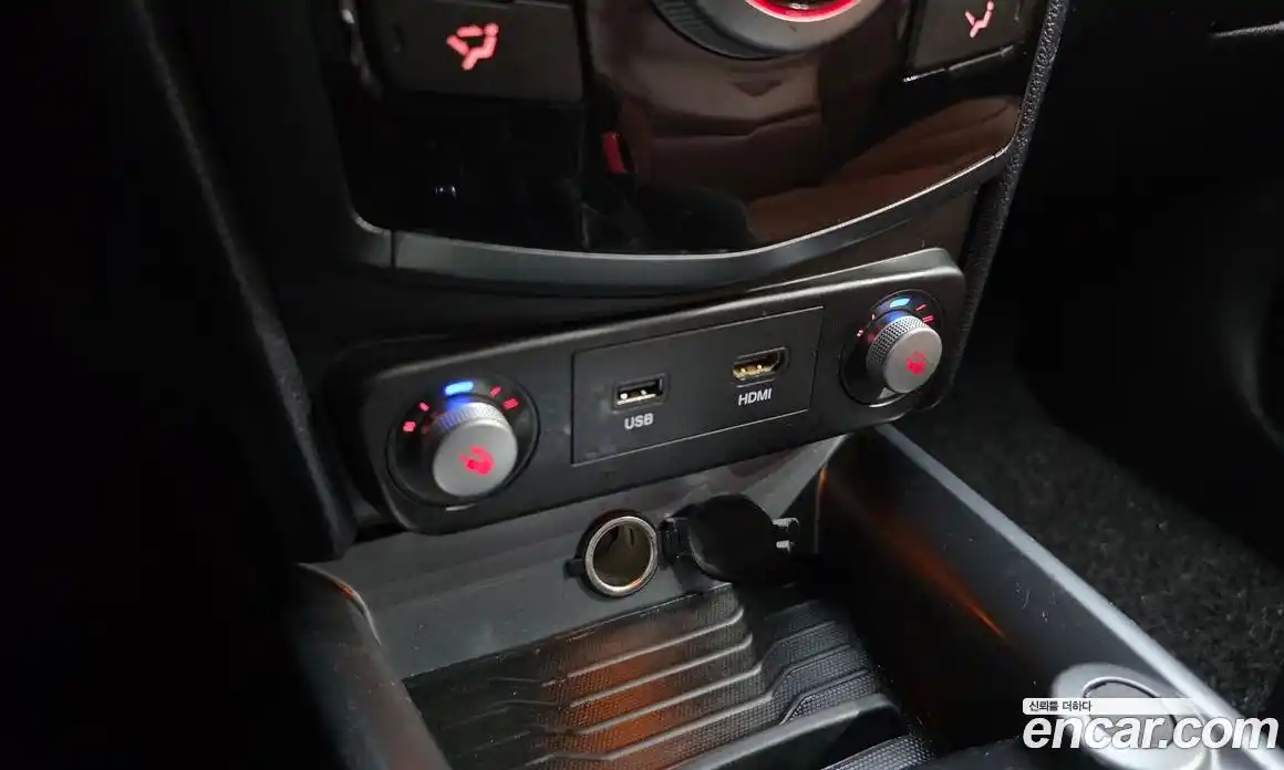 SsangYong TIBOLI 2019 1.6 Автомат в Москве № 718144, фото 16