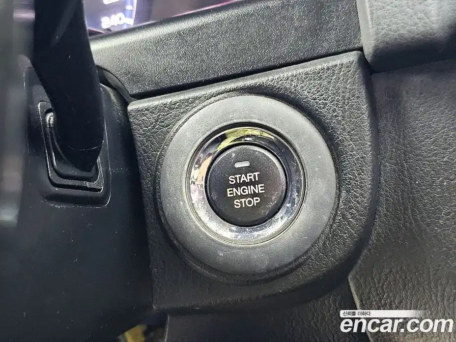 SsangYong Rexton 2016 2.2 Автомат в Москве № 718315, фото 13