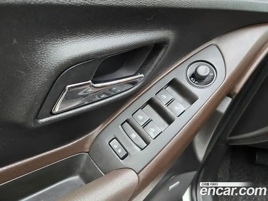 Chevrolet Trax 2013 1.4 Автомат в Москве № 719527, фото 17