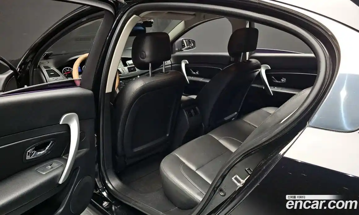 Renault SM5 2015 2.0 Автомат в Москве № 719970, фото 11