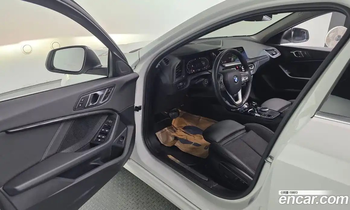 BMW 1-Series 2024 2.0 Автомат в Москве № 720377, фото 11