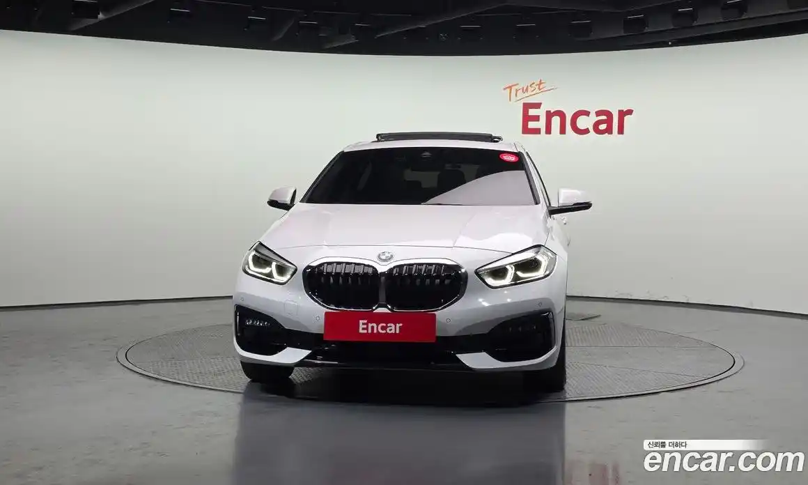 BMW 1-Series 2024 2.0 Автомат в Москве № 720377, фото 3