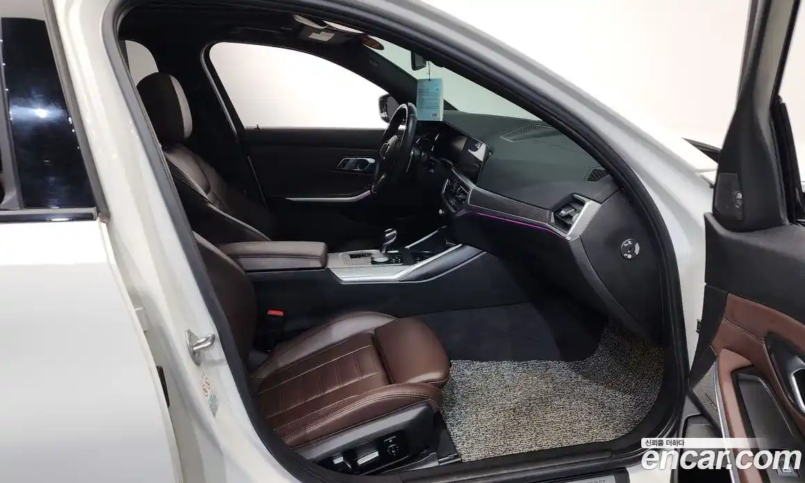 BMW 3-Series 2019 2.0 Автомат в Москве № 721312, фото 11