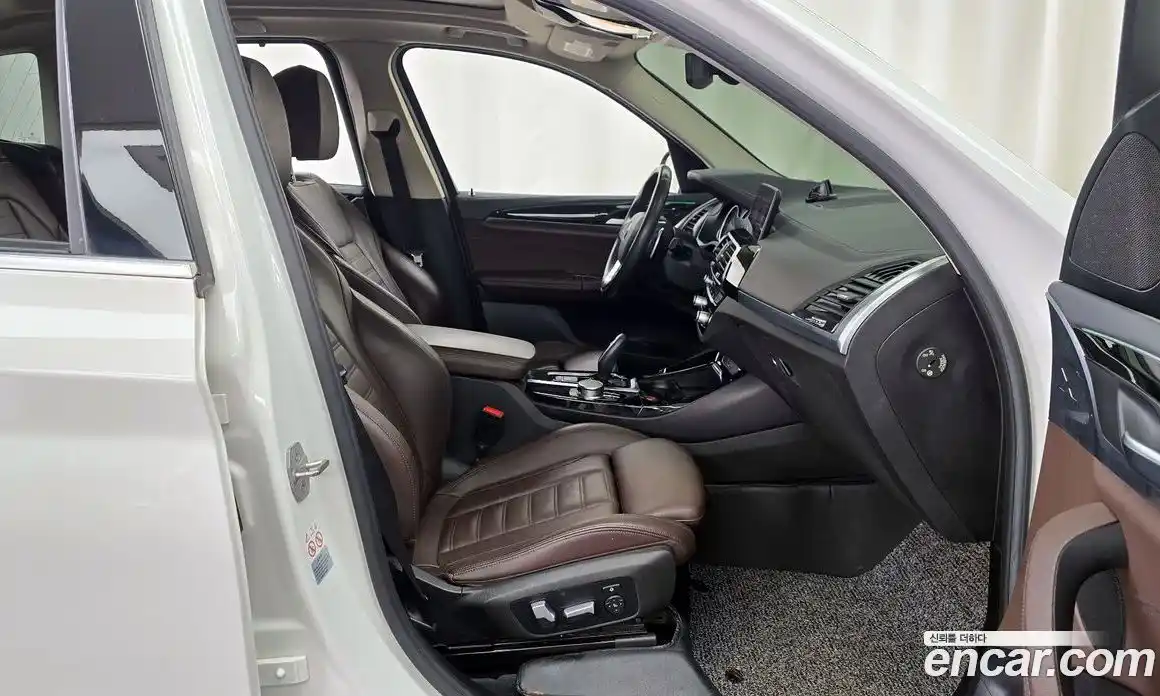 BMW X3 2018 2.0 Автомат в Москве № 721447, фото 11