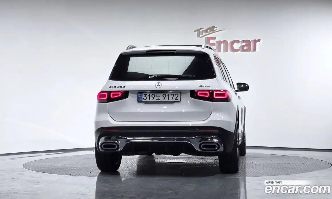 Mercedes-Benz GLB-Class 2022 2.0 Автомат в Москве № 722144, фото 3