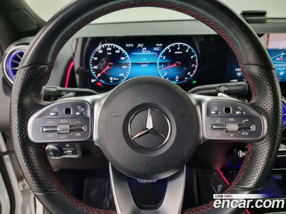 Mercedes-Benz GLB-Class 2021 2.0 Автомат в Москве № 722552, фото 13