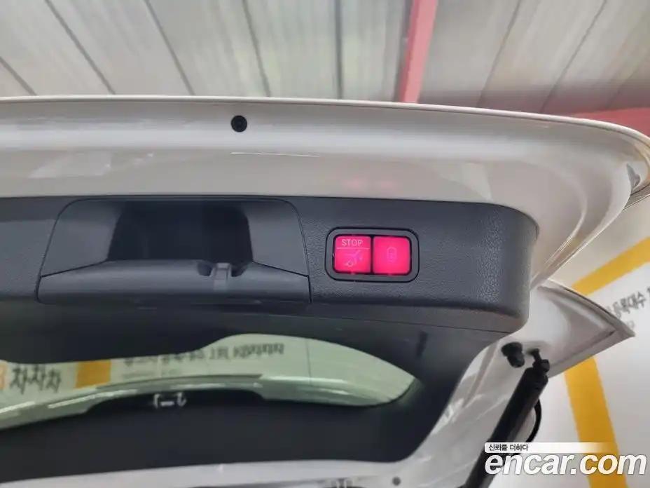 Mercedes-Benz GLB-Class 2021 2.0 Автомат в Москве № 722552, фото 17