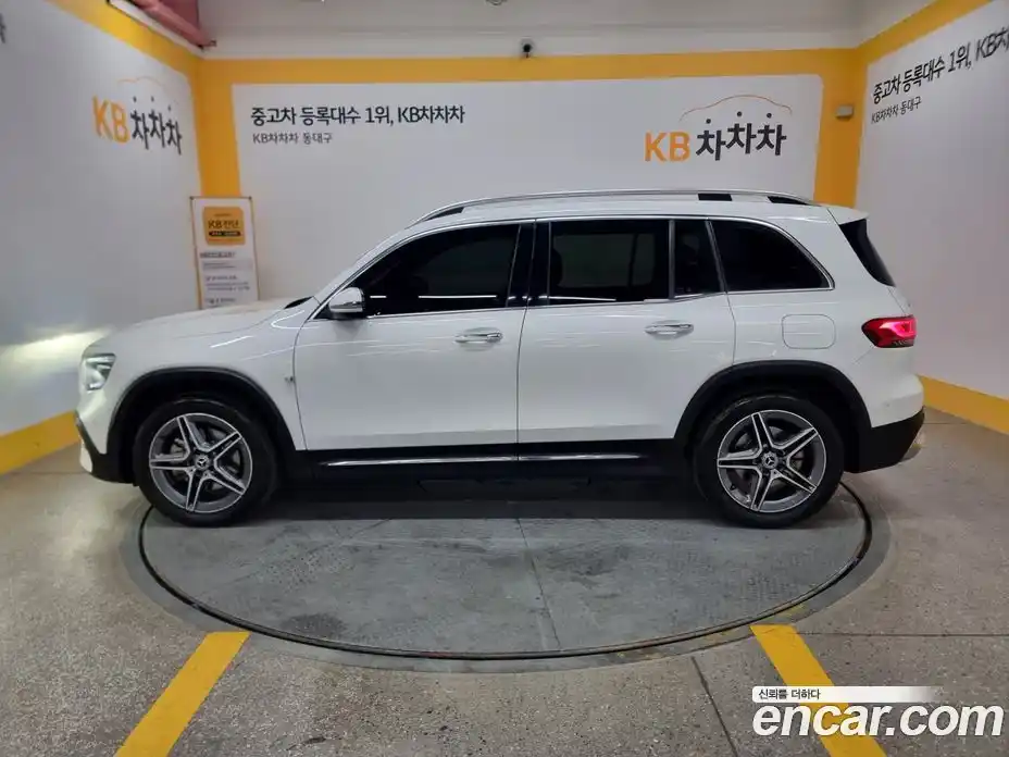 Mercedes-Benz GLB-Class 2021 2.0 Автомат в Москве № 722552, фото 20