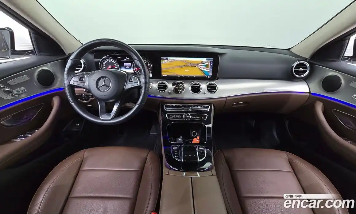 Mercedes-Benz E-Class 2018 2.0 Автомат в Москве № 722759, фото 7