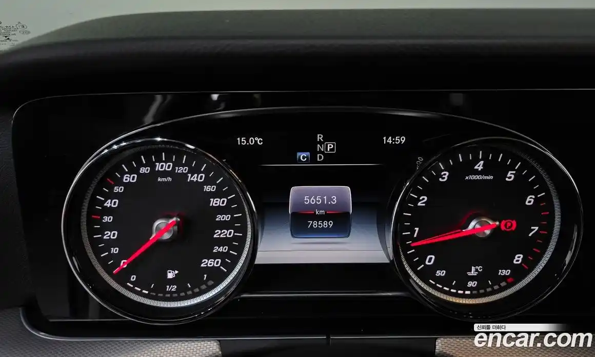 Mercedes-Benz E-Class 2018 2.0 Автомат в Москве № 722759, фото 8