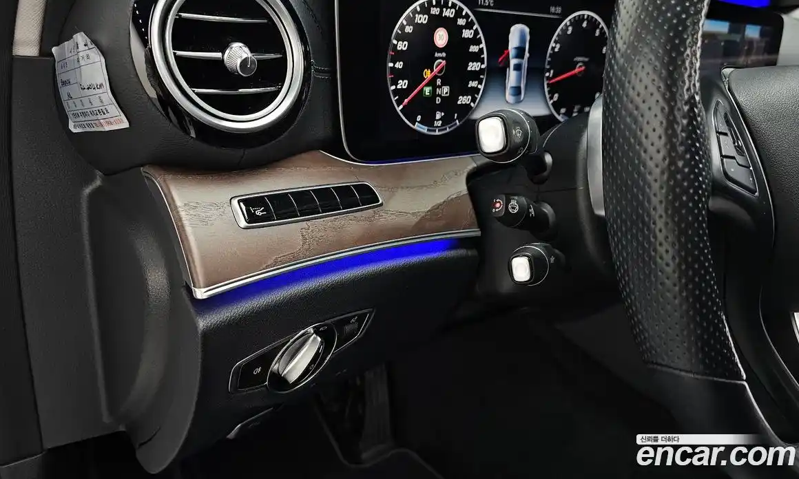 Mercedes-Benz E-Class 2017 2.0 Автомат в Москве № 722890, фото 18