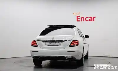 Mercedes-Benz E-Class 2017 2.0 Автомат в Москве № 722890, миниатюра 4