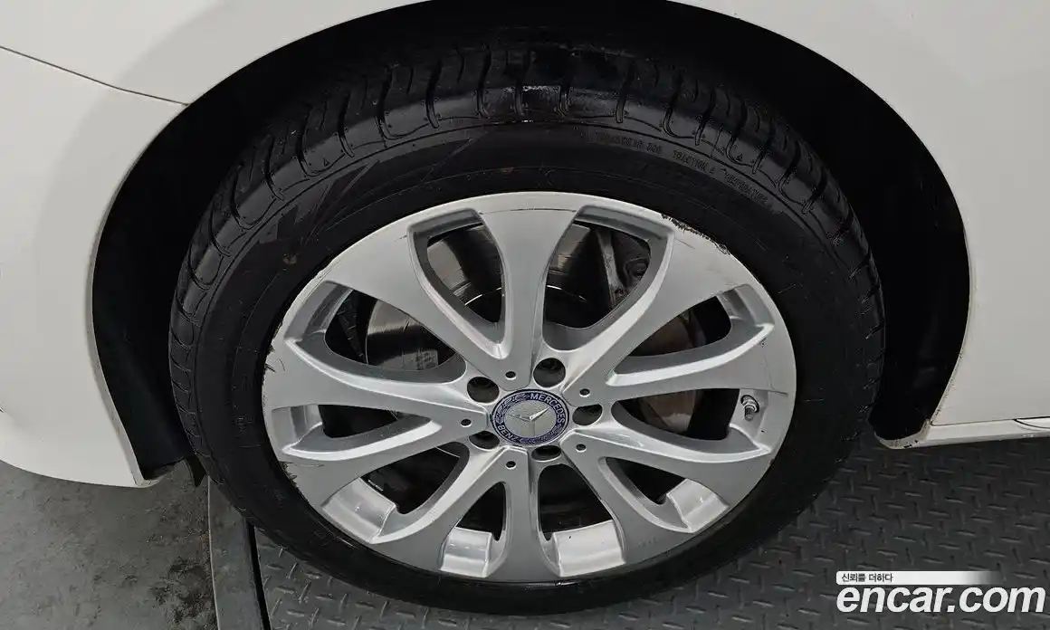 Mercedes-Benz E-Class 2017 2.0 Автомат в Москве № 722890, фото 5