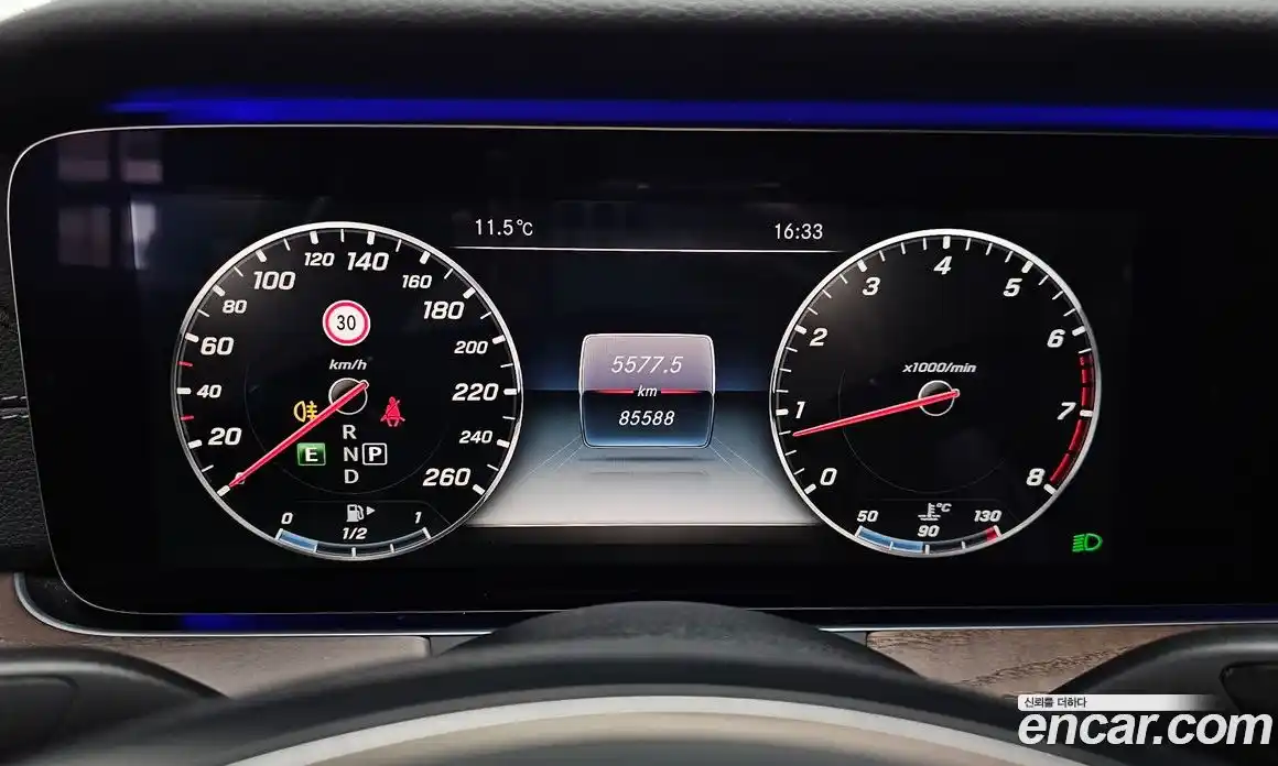 Mercedes-Benz E-Class 2017 2.0 Автомат в Москве № 722890, фото 8