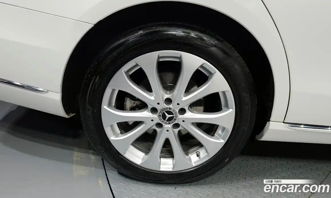 Mercedes-Benz E-Class 2019 2.0 Автомат в Москве № 723140, фото 5