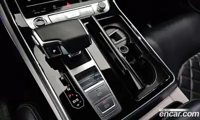 Audi Q8 2021 3.0 Автомат в Москве № 723539, миниатюра 9