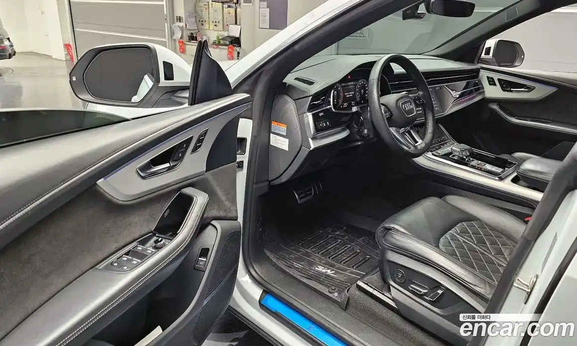 Audi Q8 2021 3.0 Автомат в Москве № 723539, фото 10