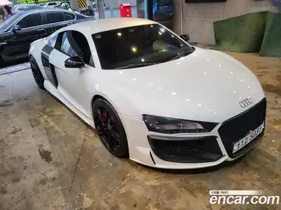 Audi R8 2009 4.2 Робот в Москве № 723943, миниатюра 2