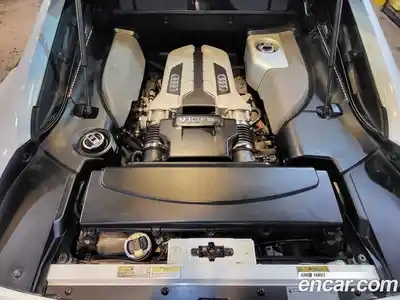 Audi R8 2009 4.2 Робот в Москве № 723943, миниатюра 10