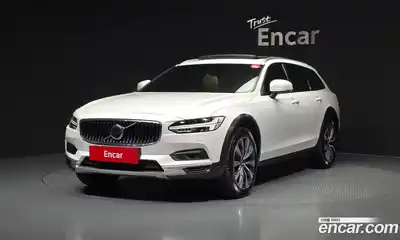 Volvo V90, 2021