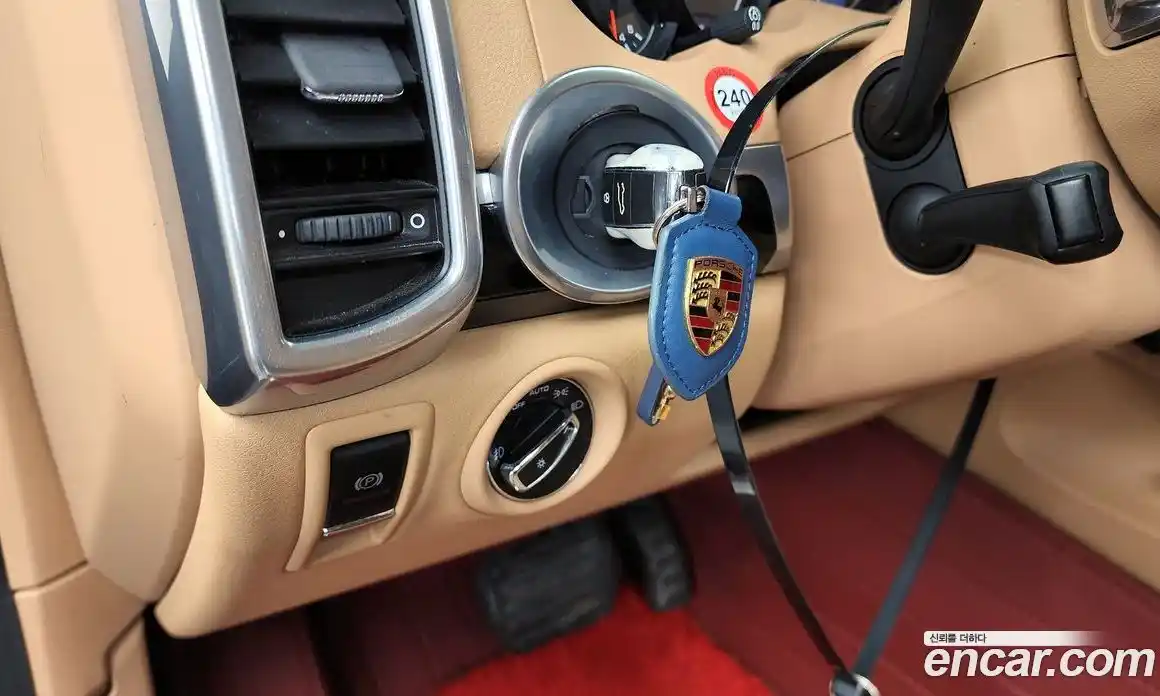 Porsche Cayenne 2016 3.0 Автомат в Москве № 724296, фото 16