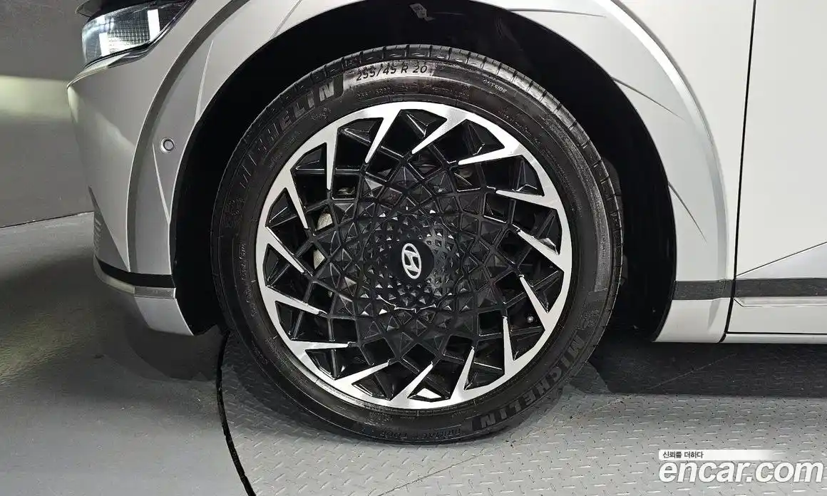 Hyundai Ioniq 5 2023 0.1 Автомат в Москве № 745917, фото 5