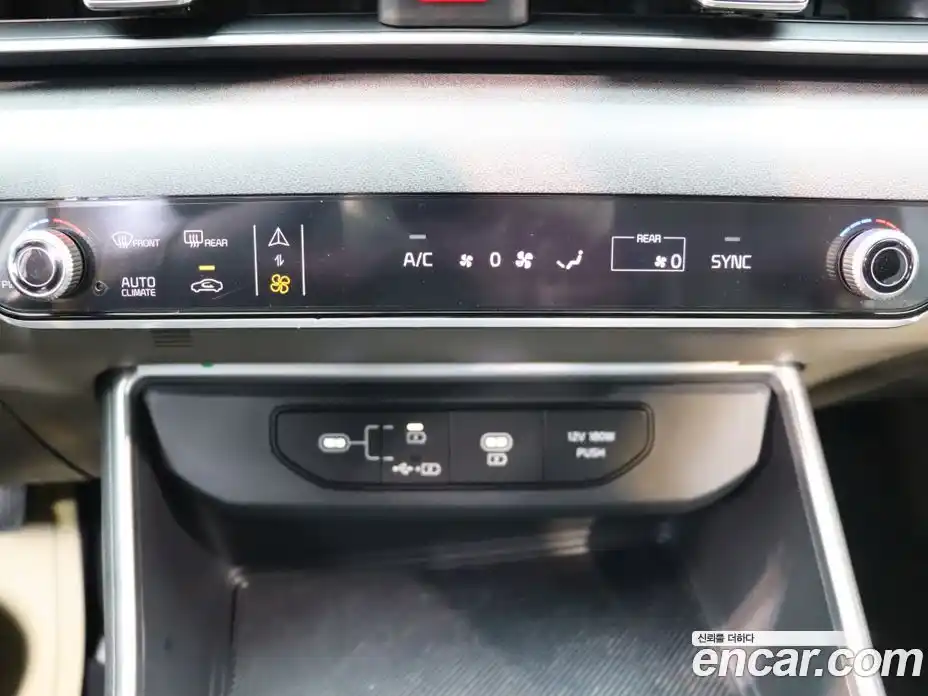 Kia Canival 2025 2.2 Автомат в Москве № 746054, фото 15