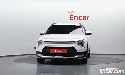 Kia Niro 2022 1.6 Автомат в Москве № 746212, миниатюра 2