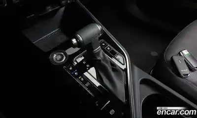 Kia Niro 2022 1.6 Автомат в Москве № 746212, миниатюра 8