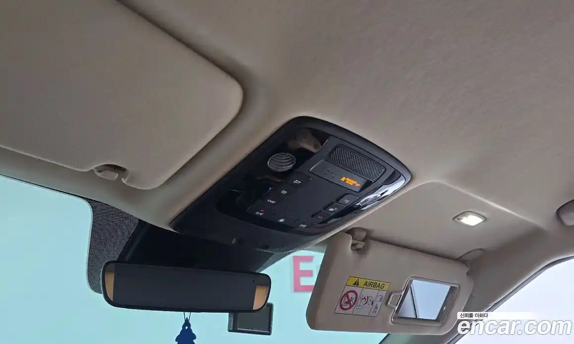 Kia Canival 2021 3.5 Автомат в Москве № 746272, фото 18