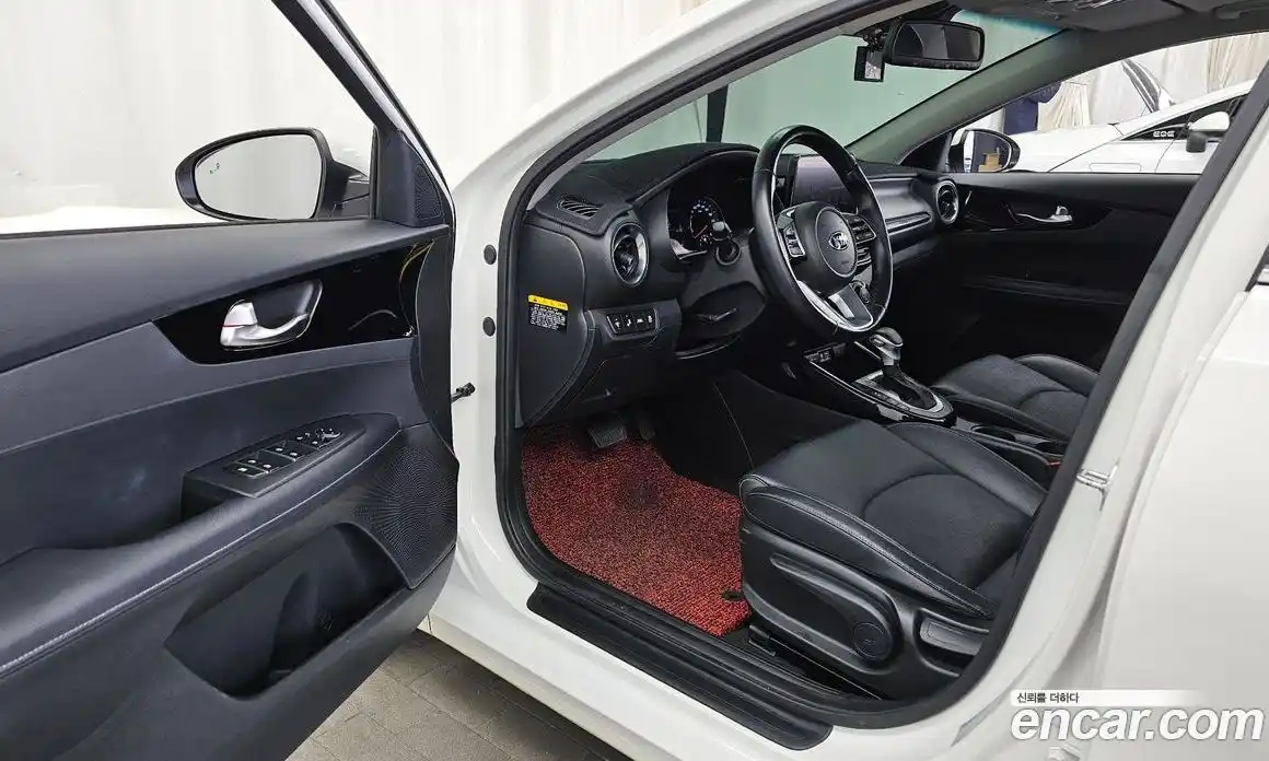 Kia K3 2019 1.6 Автомат в Москве № 746458, фото 10