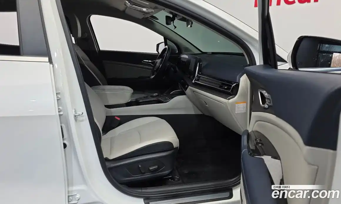 Kia Sportage 2023 1.6 Автомат в Москве № 746459, фото 11