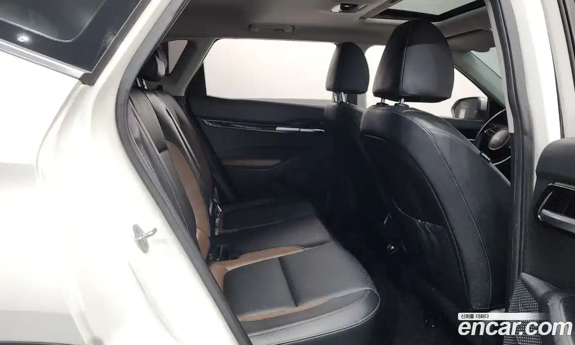 Kia Seltos 2022 1.6 Автомат в Москве № 746494, фото 12