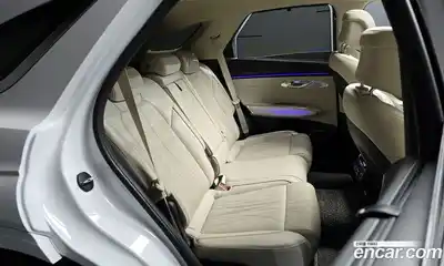 Genesis GV70 2025 2.5 Автомат в Москве № 746711, миниатюра 12