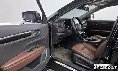 Renault QM6 2017 2.0 Автомат в Москве № 746760, миниатюра 11