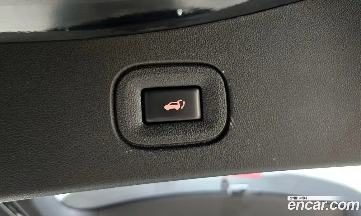 Renault QM6 2017 2.0 Автомат в Москве № 746760, фото 18