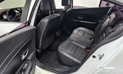 Renault SM3 2016 1.6 Автомат в Москве № 746853, миниатюра 11