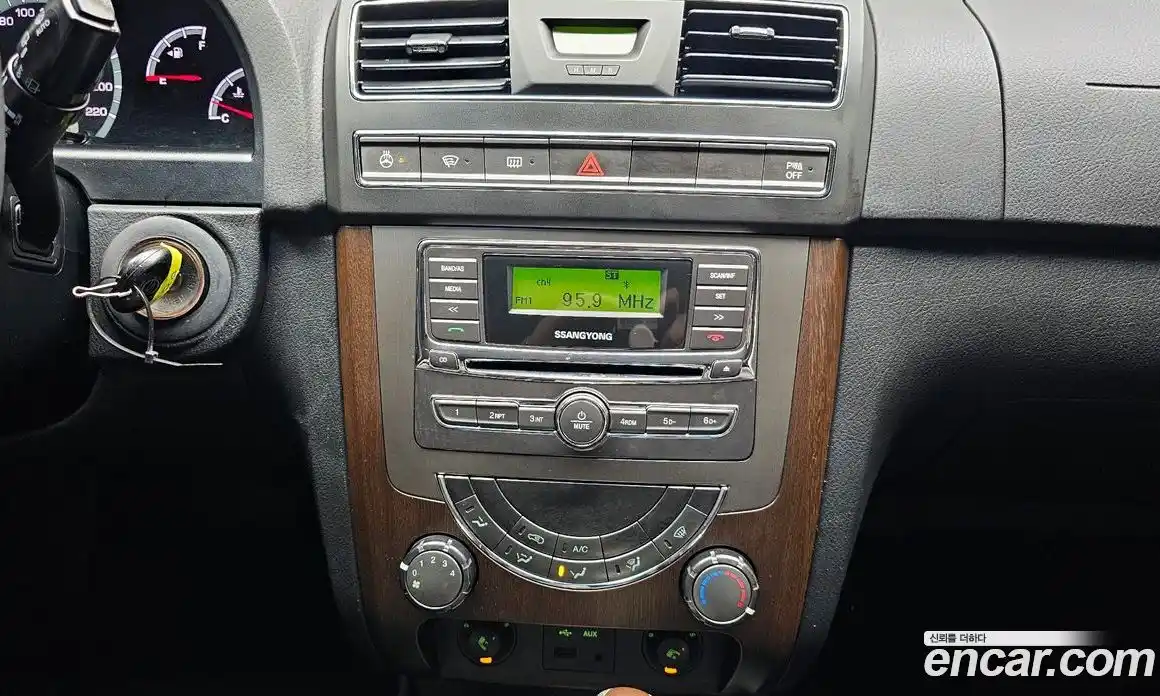 SsangYong Rexton 2014 2.0 Автомат в Москве № 747402, фото 14