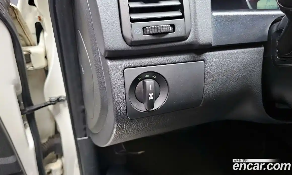 SsangYong Rexton 2014 2.0 Автомат в Москве № 747402, фото 15