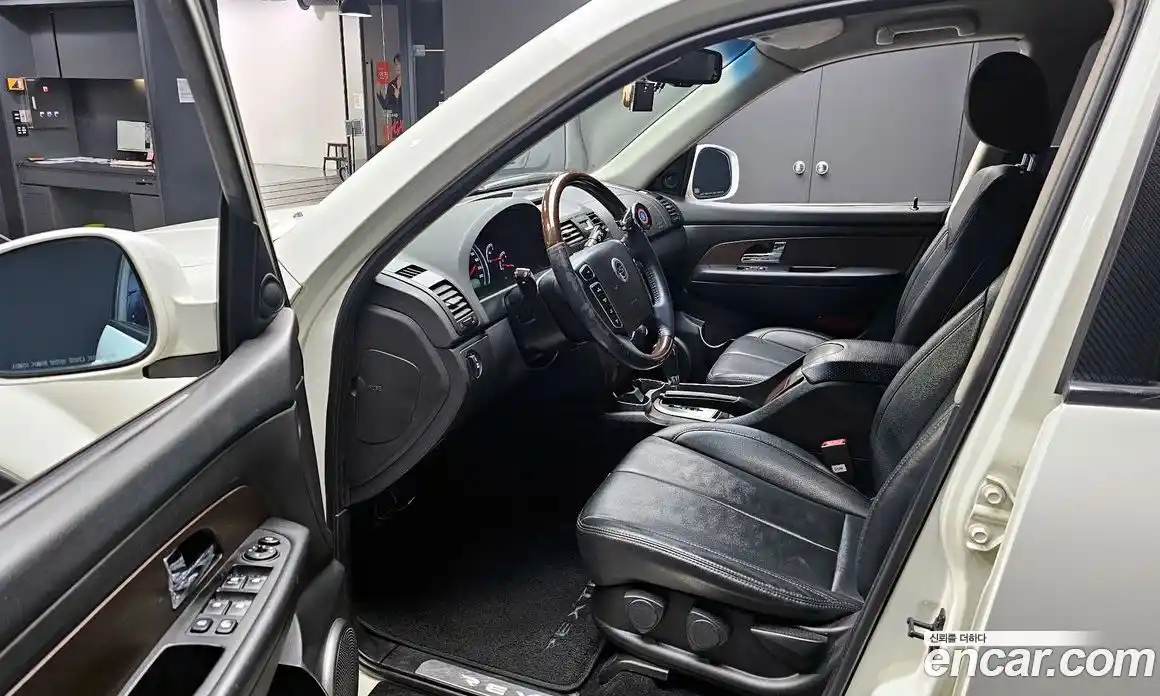 SsangYong Rexton 2014 2.0 Автомат в Москве № 747402, фото 10