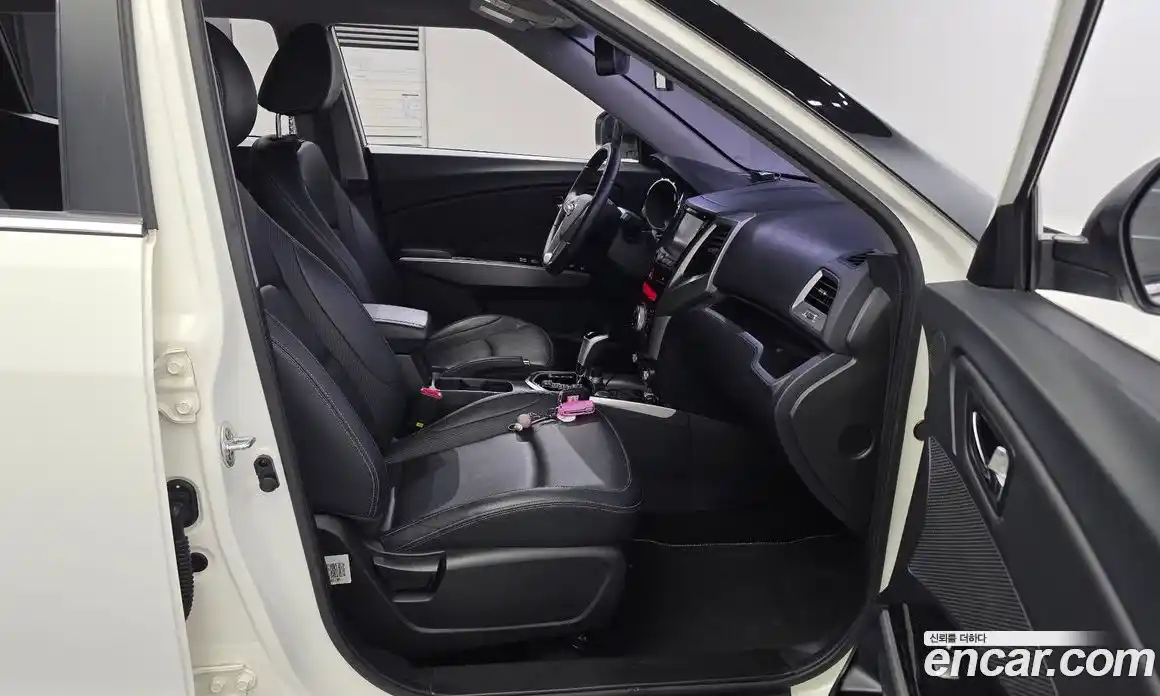 SsangYong TIBOLI 2016 1.6 Автомат в Москве № 747516, фото 12